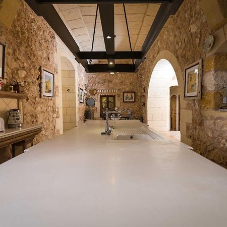 Zebbug  Ta' Kullarina Farmhouse With Private Pool In Island Of Gozoヴィラ エクステリア 写真
