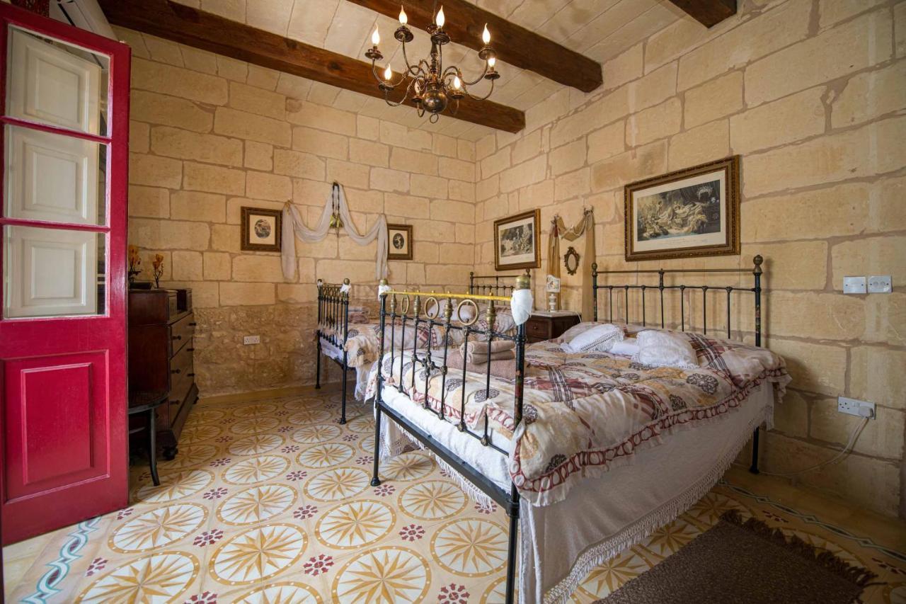 Zebbug  Ta' Kullarina Farmhouse With Private Pool In Island Of Gozoヴィラ エクステリア 写真
